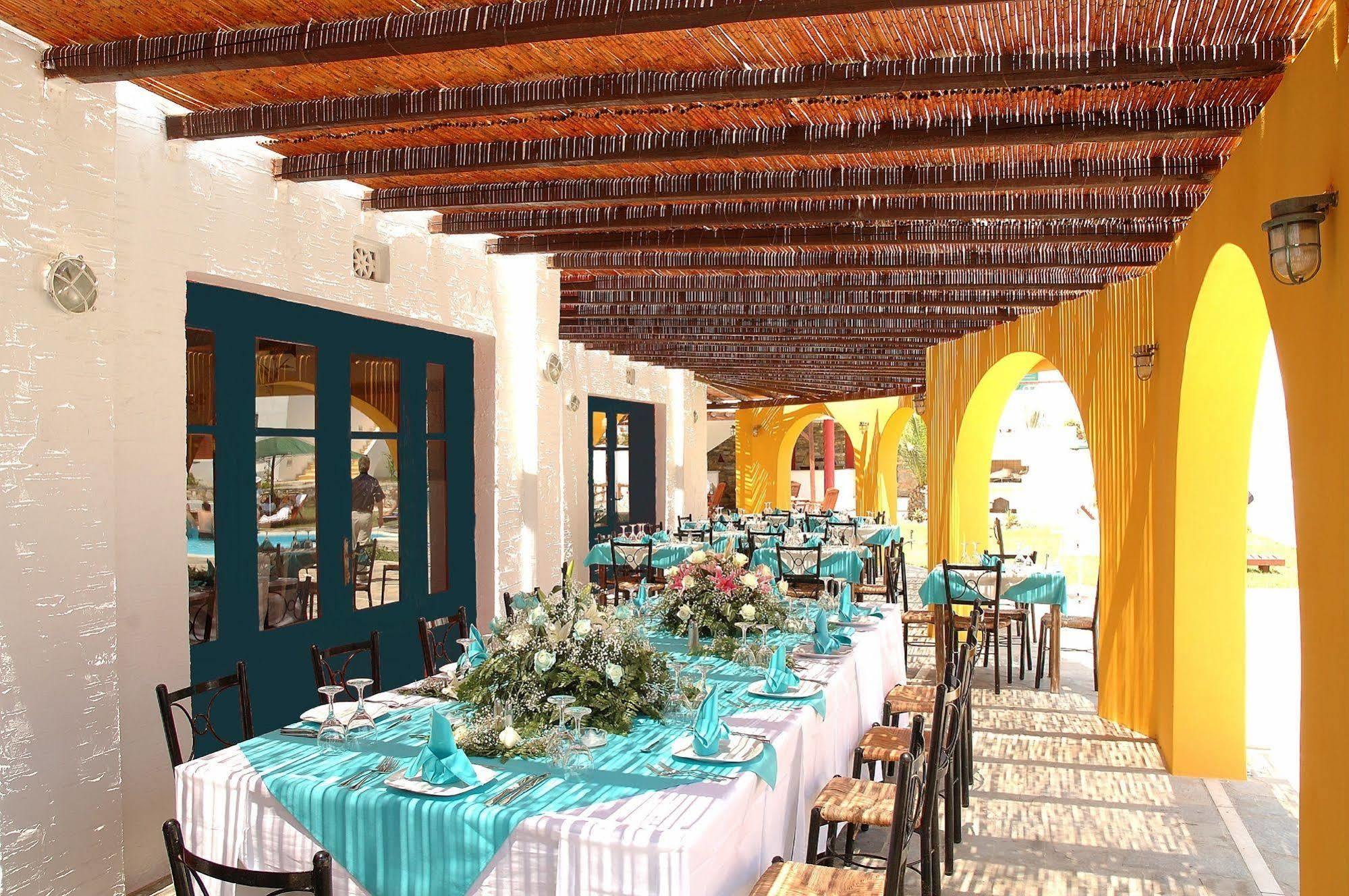 Hotel Mr & Mrs White Tínos Exteriér fotografie